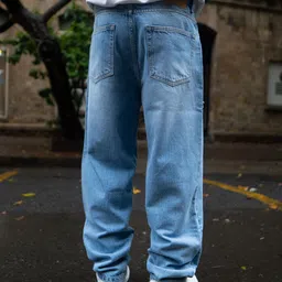 Powerlook Men Baggy Mid-Rise Ripped Mildly Distressed Light Fade Jeans image 4