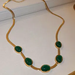 BLACKBOX Gold-Plated Emerald Stone Studded Jewellery Set image 5