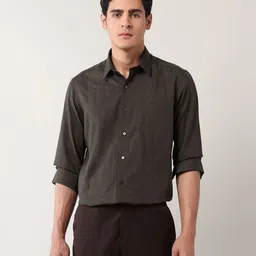 Arrow New York Self Design Spread Collar Slim Fit Formal Cotton Shirt image 4