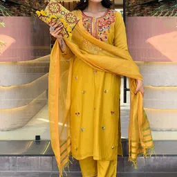 Anni Designer Ethnic Motifs Thread Work Round Neck Straight Kurta With Palazzos & Dupatta image 4