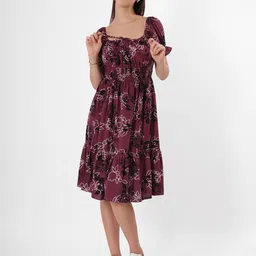 clobug Floral Print Off-Shoulder Crepe Fit & Flare Midi Dress image 3