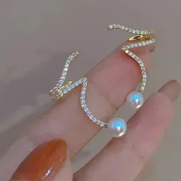 ONUYX Contemporary Ear Cuff Earrings-picture-14