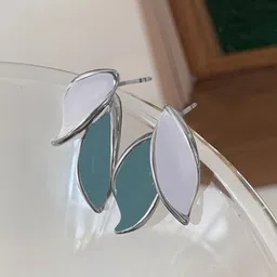 Krelin Silver-Plated Antique Leaf Shaped Studs image 2