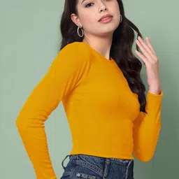 Dream Beauty Fashion Round Neck Fitted Crop Top image 4