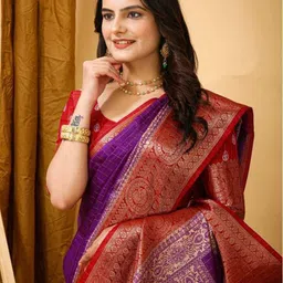 HERE&NOW Checked Zari Silk Cotton Kanjeevaram Saree image 2