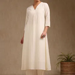 Soch Women Regular Pure Cotton Kurta with Palazzos-picture-25
