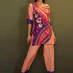 Anouk Embellished Round Neck Tunic & Trousers Co-Ords image 5