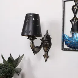 Aura Gold-Toned & Black Textured Metal Traditional Frustum Shaped Wall Lamp-picture-16