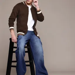 roadster Men Solid Round Neck Brown Sweater image 4