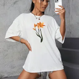 Slenor Women Floral Printed Round Neck Oversized T-shirt-image-97