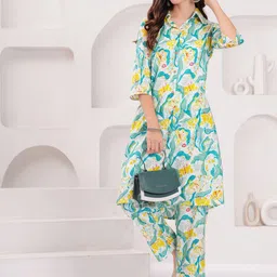 KALINI Printed Tunic With Trousers Co-Ords image 4
