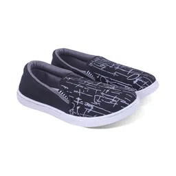 FABBMATE Boys Printed Slip-On Sneakers-picture-34