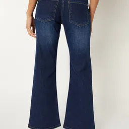 max Women Regular Fit Mid-Rise Light Fade Jeans image 5