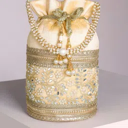 Peora Embellished Potli Clutch-picture-40