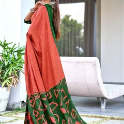 NIKATT DIVYA Pure Cotton Block Print Saree With Blouse Piece-picture-23