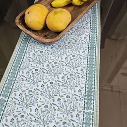 Akira Furnishings Floral Table Runners image 5