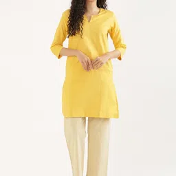 SAADAA Women Keyhole Neck Kurta image 2
