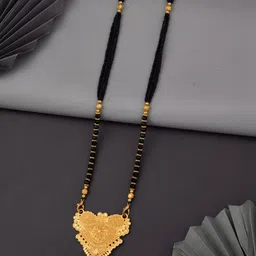 VEMISHTI Gold-Plated Mangalsutra image 3