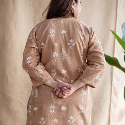 THE INDIAN ETHNIC CO Floral Print Cotton Top image 3