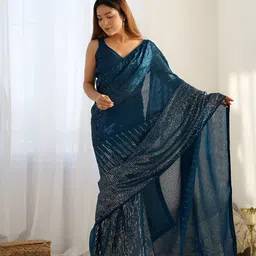 CANIZZARO Embellished Sequinned Heavy Work Saree image 3