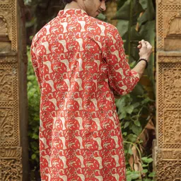 Shasak Men Printed Cotton Kurta image 5