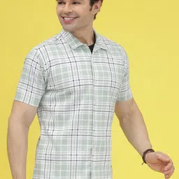 JAKANARY Men Checked Casual Half Sleeve Shirt image 5