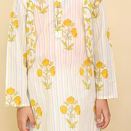 Aj DEZInES Boys Floral Printed Cotton Kurta with Pyjama image 4