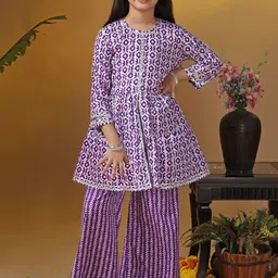 Sangria Girls Printed Kurta Sets-image-0