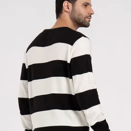 Red Tape Men Striped Round Neck Long Sleeves Pullover image 2