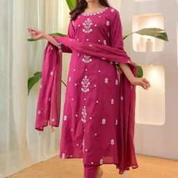 FAST FASHIONS Women Ethnic Motifs Embroidered Regular Thread Work Kurta with Trousers & With Dupatta image 3