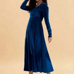 DressBerry Velvet Fit & Flare Midi Dress-picture-26