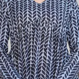 classy creation Casual Regular Sleeves Printed Women White Top image 3