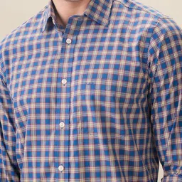 ColorPlus Men Checked Spread Collar Pure Cotton Casual Regular Fit Shirt image 4