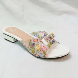 aqe india Women Flats Sandal image 2
