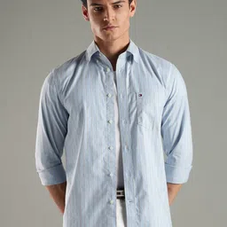 Tommy Hilfiger Men Vertical Striped Spread Collar Casual Shirt image 5