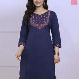 Auzanoor Collection Women Geometric Yoke Design Kurta-image-24