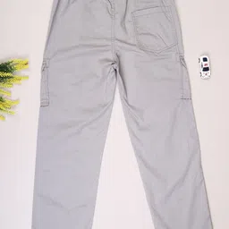 V-Mart Boys Solid Regular Fit Mid-Rise Drawstring Cargos Trousers image 3