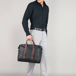 arrow Men Slim Fit Checkered Cut Away Collar Formal Shirt image 2