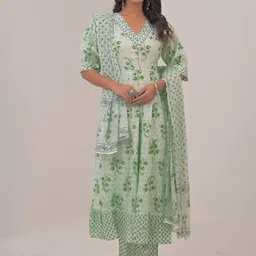 Pahiya Women Floral Printed Thread Work Pure Cotton Kurta with Trousers & Dupatta-picture-13
