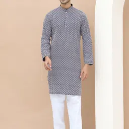 TAG 7 Men Embellished Sequinned Kurta-picture-17