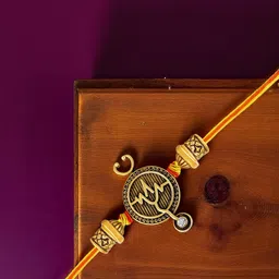 Mahi Men Gold Rakhi-picture-11