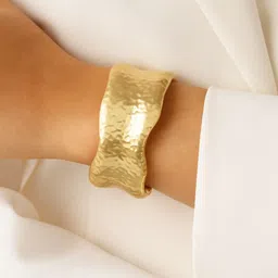 Rubans Voguish 18K Gold-Plated Brass Sculpted Hammered Design Statement Bracelet-picture-12