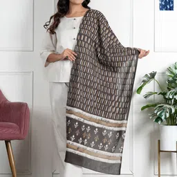 Style Shoes Women Pack Of 2 Ethnic Motifs Printed Pure Cotton Stole-picture-49