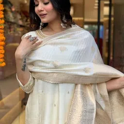 Siya Fashion Floral Embroidered Thread Work Straight Kurta With Trouser & Dupatta image 2