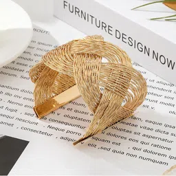 DressBerry Gold-Plated Cuff Bracelet-picture-14