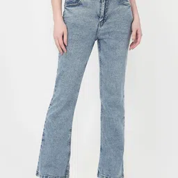 Kraus Jeans Women Flared High-Rise Light Fade Jeans-picture-13