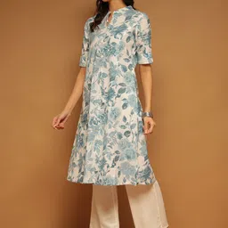 ARAVALII Floral Printed Straight Kurta image 2