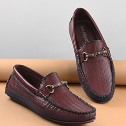 San Frissco Men Textured Lightweight Horsebit Loafers-picture-44