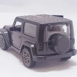 vk's METAL DIE CAST THAAR MODEL CAR TOY DOOR OPEN image 4