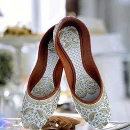 punjabi juti Jutis For Women-image-16